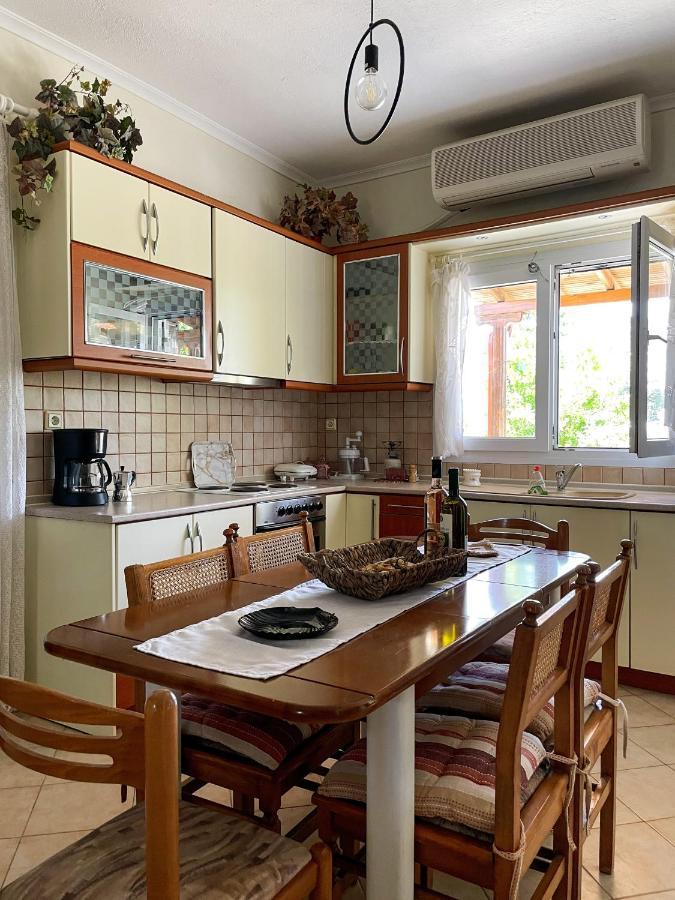 Casa Lia-Beach Front Villa Nea Kallikrateia Dış mekan fotoğraf